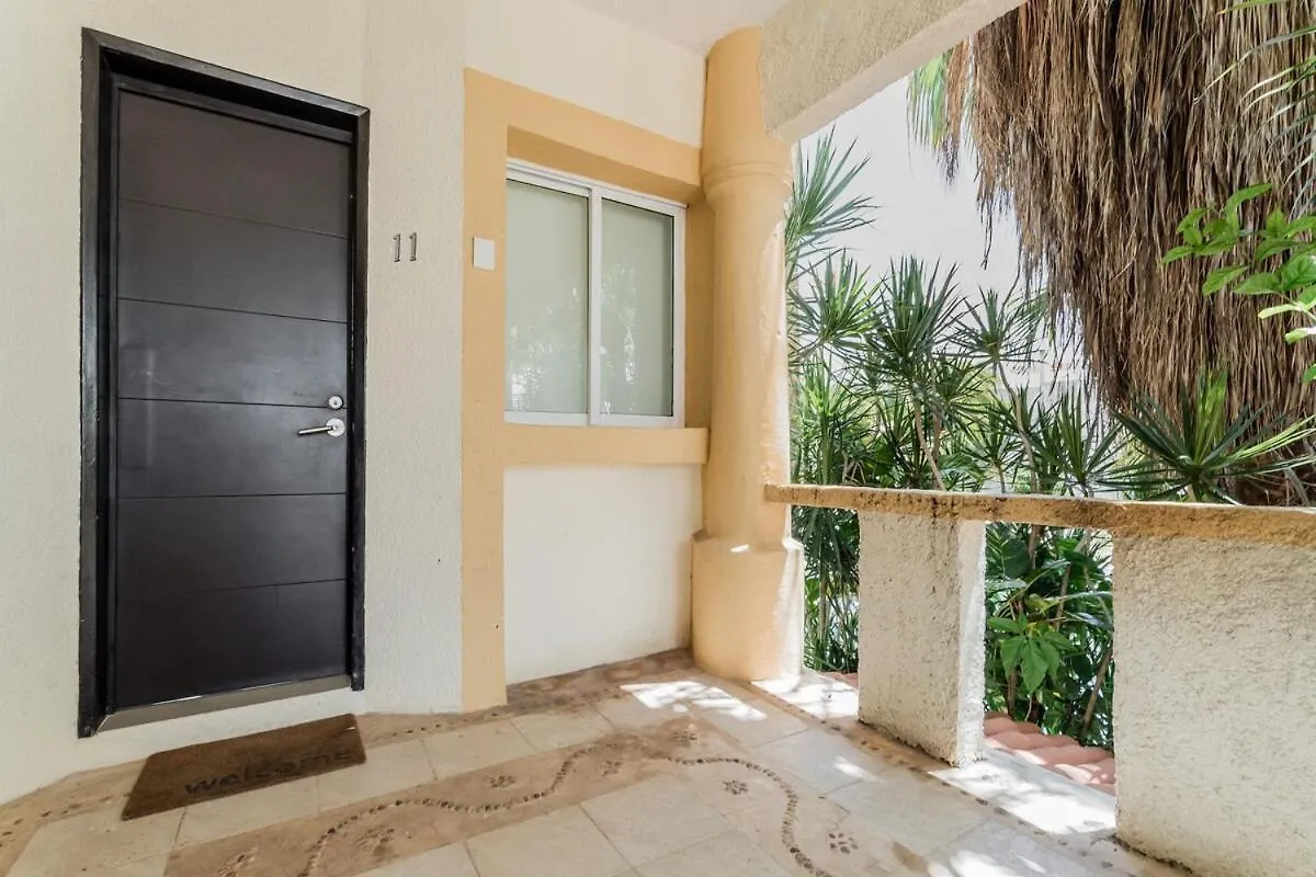 Confortable Lagoon Front 1 Bdr By Casa Paraiso 坎昆 0*,  墨西哥
